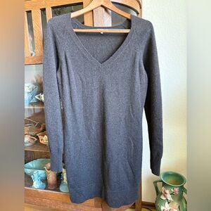 VINCE Coffee Brown V-Neck Knit Long-Sleeve Dress - Sz M 100% Cashmere